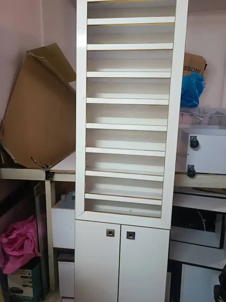 وسایل ارایشگاه|آرایشگاه و سالن‌های زیبایی|شیراز, دشت چنار|دیوار