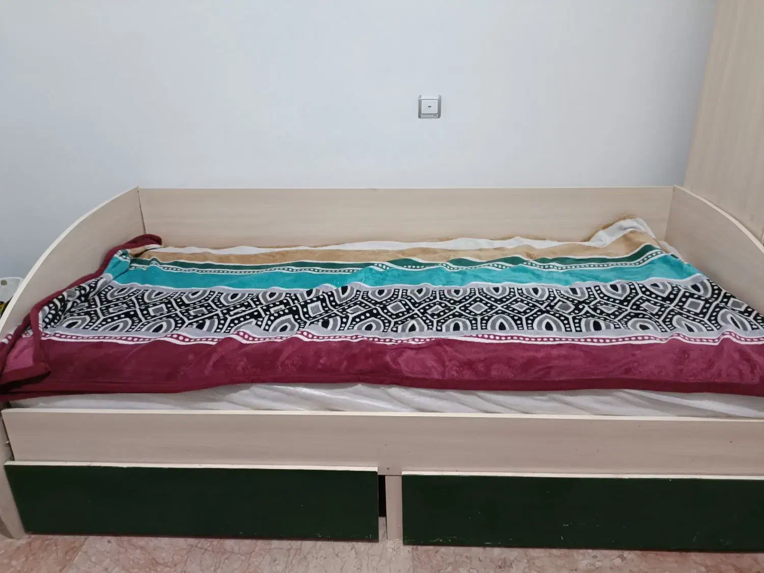 تخت  و تشکش|تخت و سرویس خواب|تهران, سازمان برنامه شمالی|دیوار