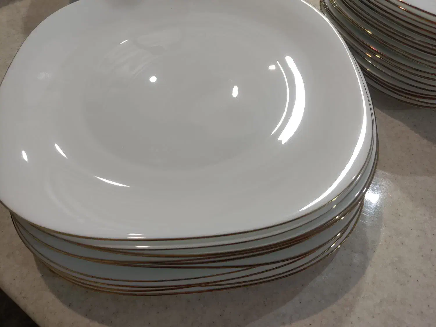 ۳دست پیش دستی و ۲دست پلو خوری ارکوپال لب طلا|ظروف سرو و پذیرایی|شهریار, دهشاد بالا|دیوار