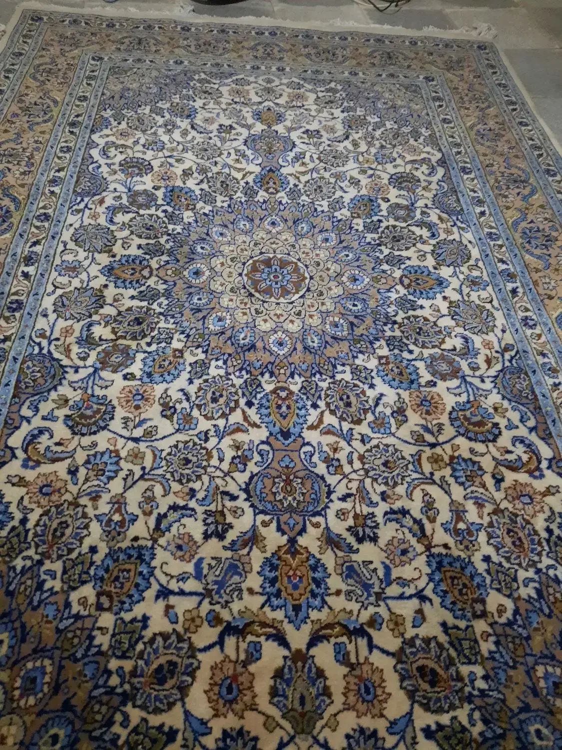 فرش دست بافت|فرش|تربتحیدریه, بالا ولایت|دیوار