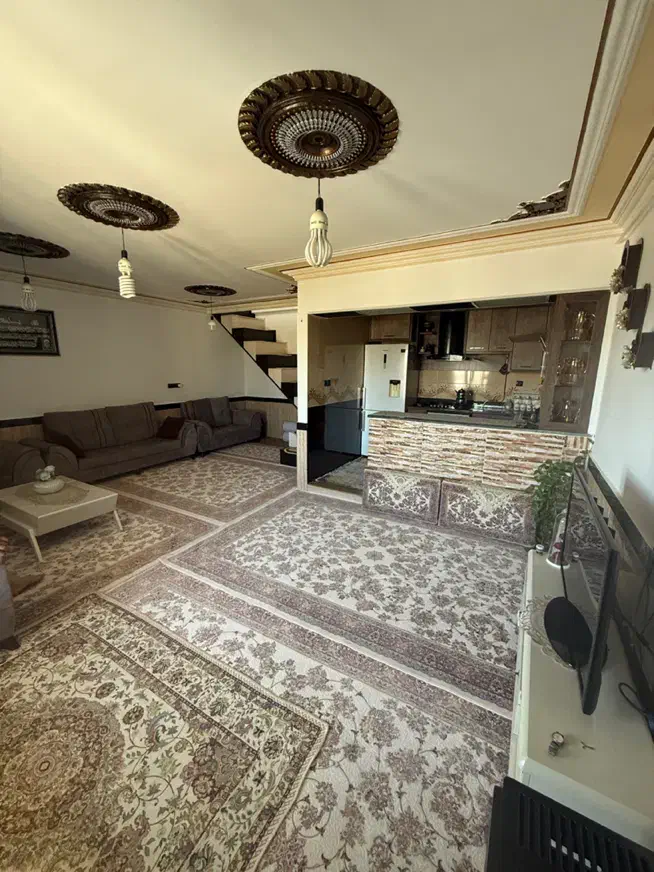 فروش دو‌طبقه منزل مسکونی|فروش خانه و ویلا|سنندج, |دیوار