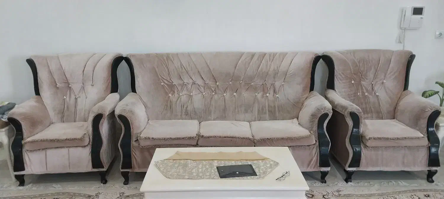 مبل راحتی 7نفره|مبلمان خانگی و میز عسلی|اهواز, فرهنگ شهر|دیوار