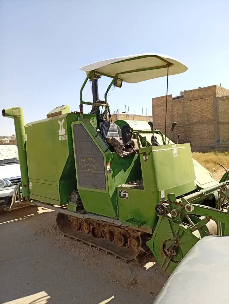 کمباین چری مدل 214کار نکرد زیاد|خودرو سنگین|مرودشت, ده بید|دیوار