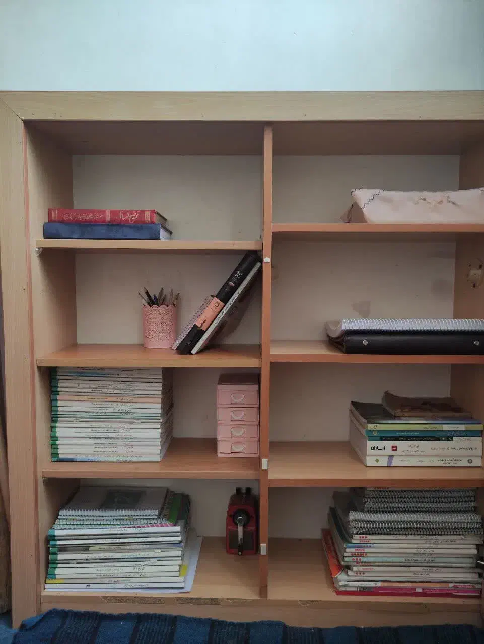 کتابخانه|کتابخانه، شلف، قفسه‌های دیواری|بیرجند, |دیوار