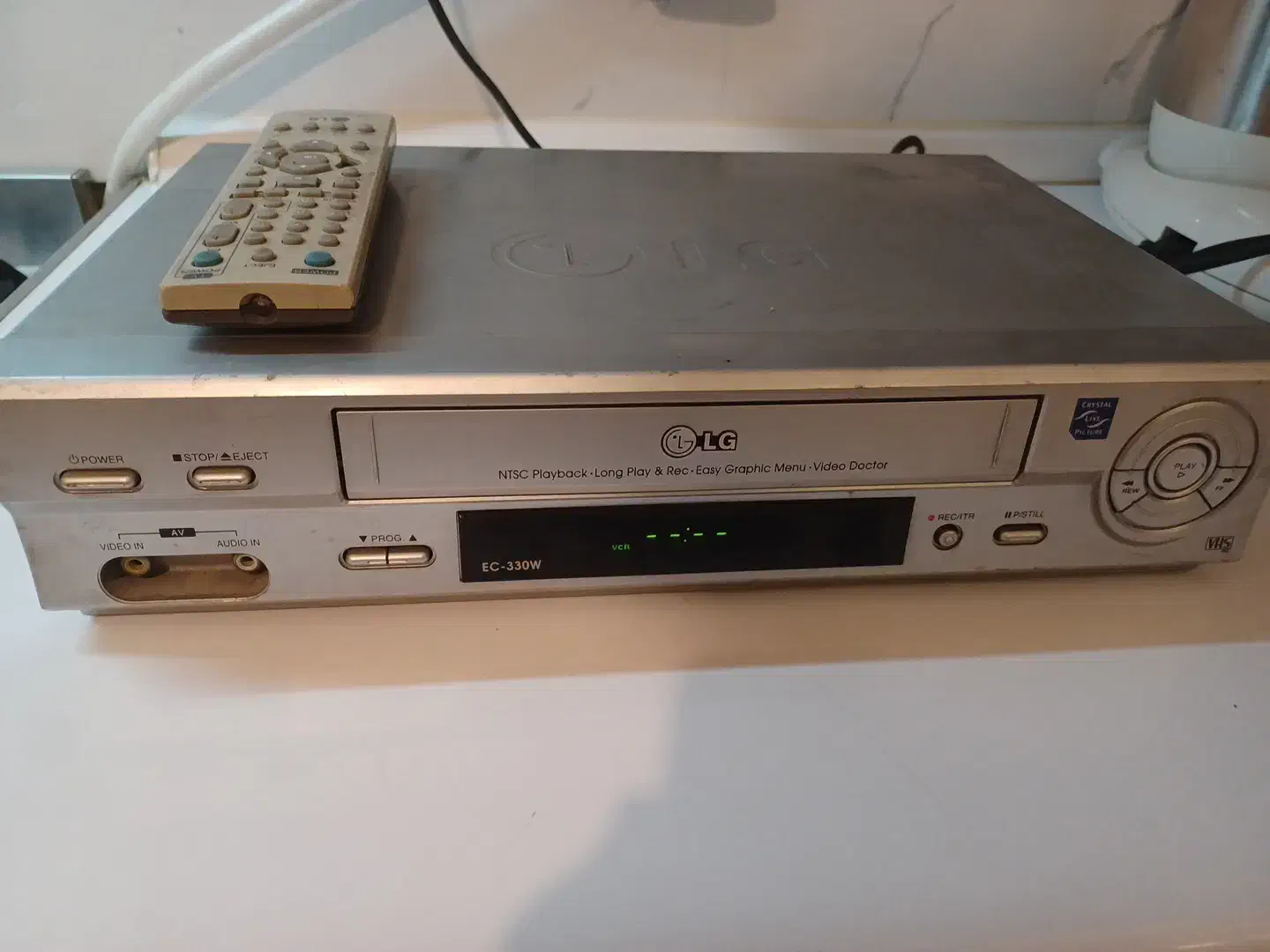 دستگاه پخش ویدیو VHS فیلم بزرگ LG|پخشکننده DVD و ویدیو|اصفهان, شهرستان|دیوار