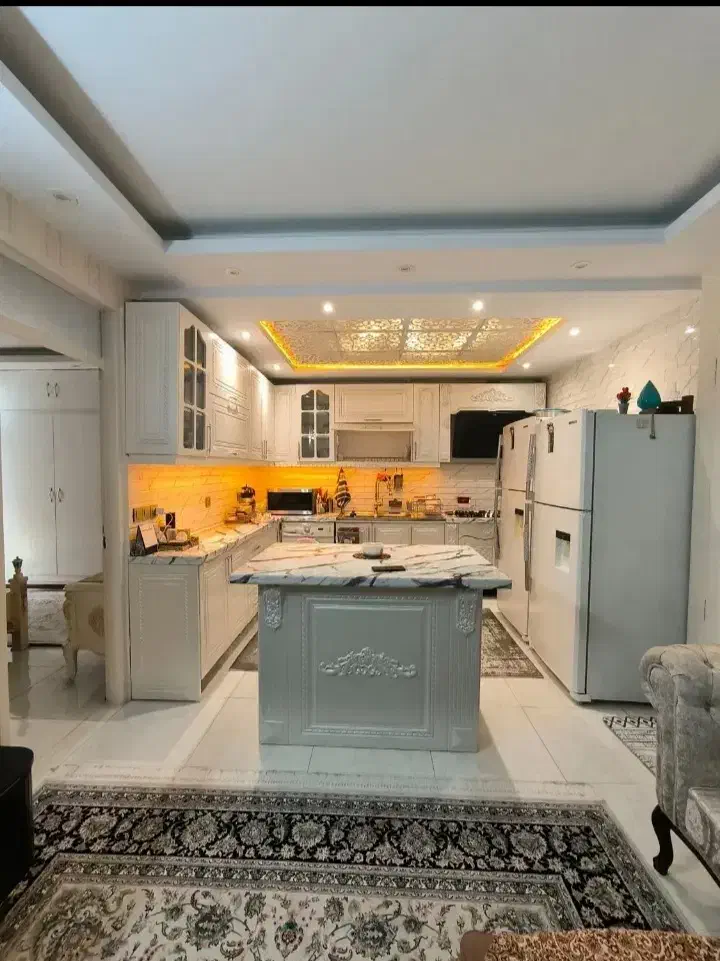 آپارتمان سند تک برگ، سالن بزرگ،خوش فی|فروش آپارتمان|صدرا-فارس, فاز ۱|دیوار