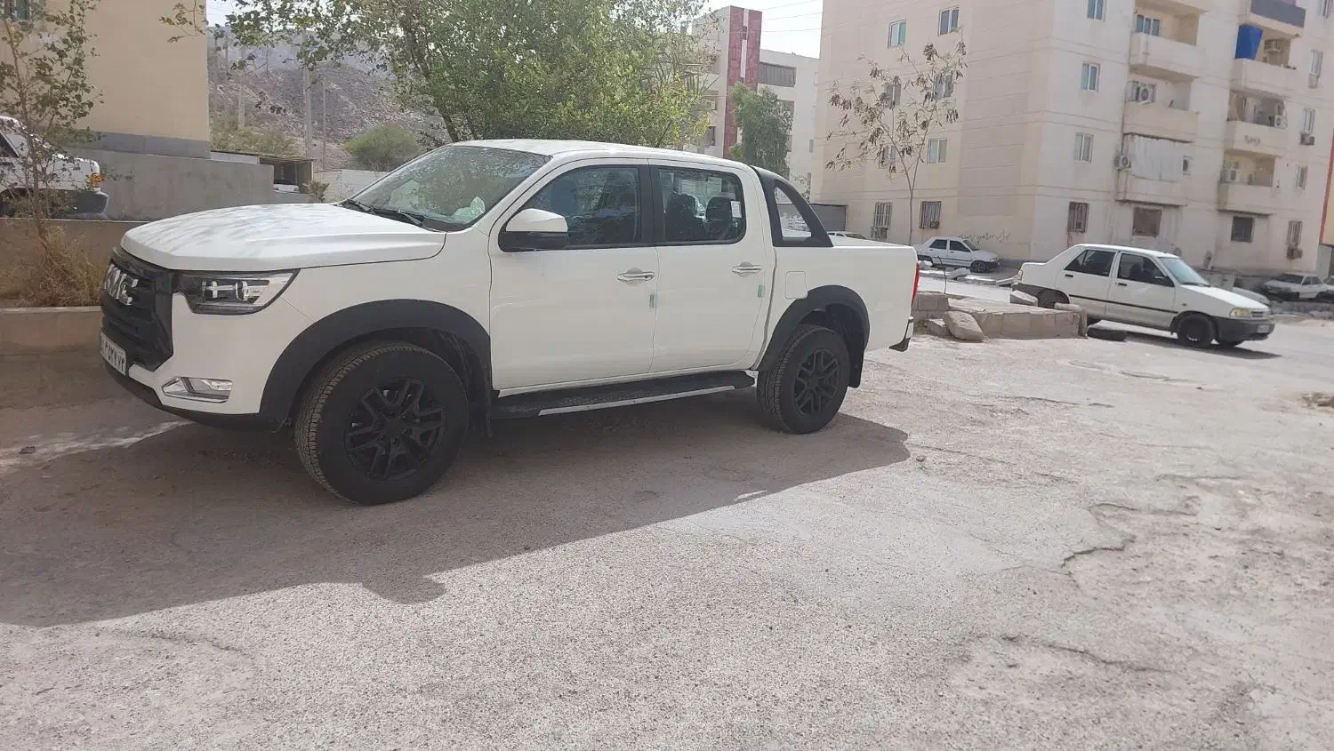 کی ام سی تی ۸ مدل برج ۴۰۳/۱۲|خودرو سواری و وانت|لامرد, |دیوار