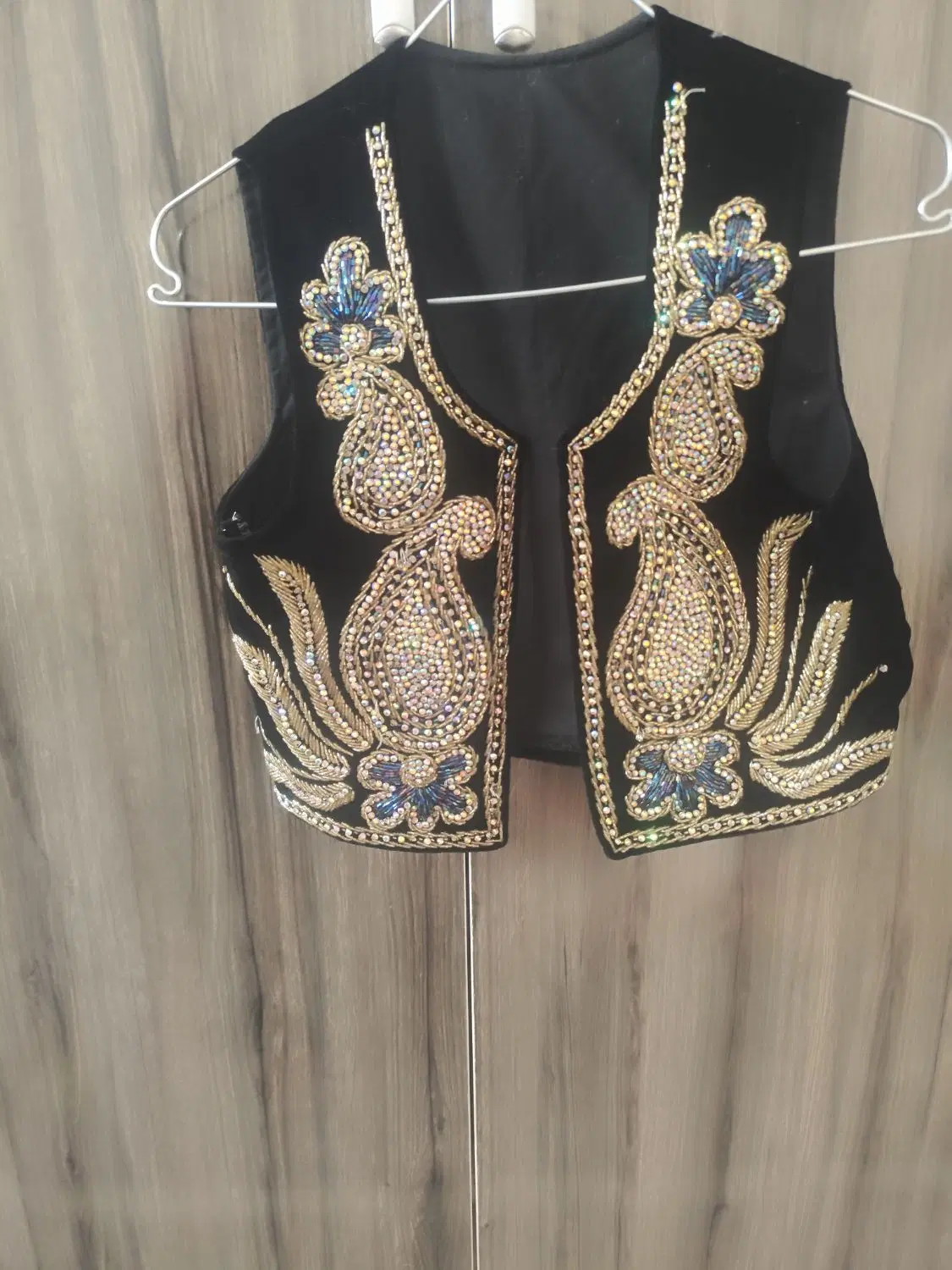 سخمه|لباس|کامیاران, |دیوار