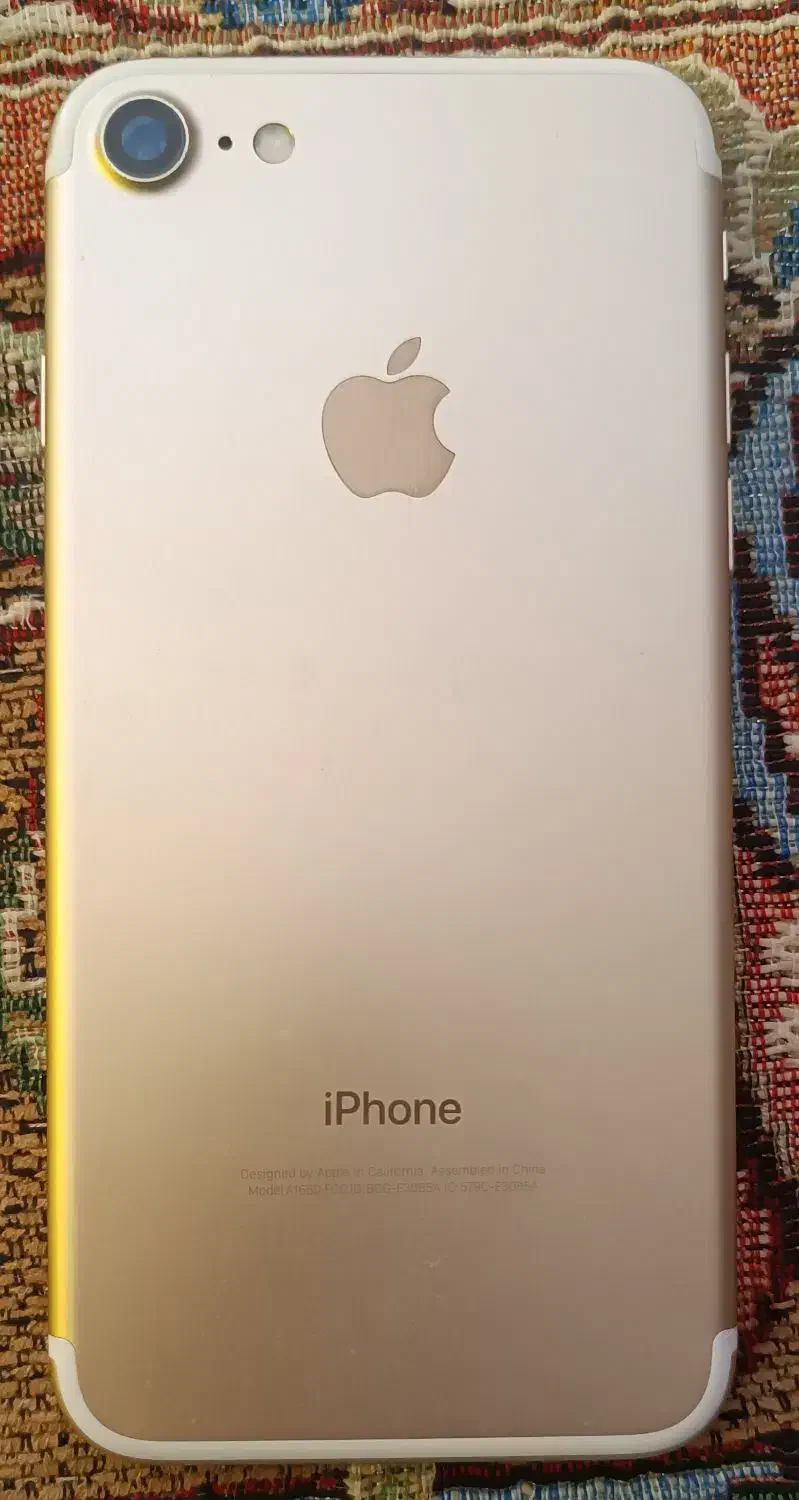 اپل iPhone 7 با حافظهٔ ۱۲۸ گیگابایت|موبایل|قم, چهار مردان|دیوار