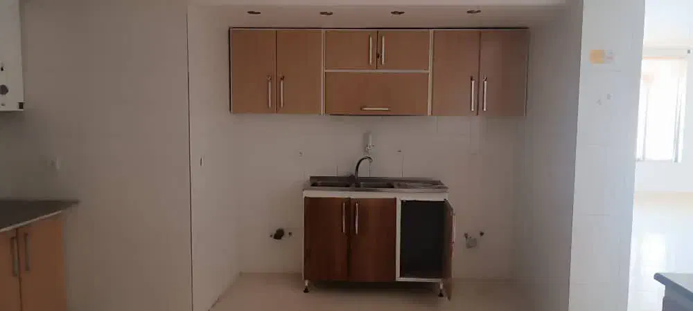 کابینت با سینک و هود دست دوم|آب‌چکان و نظم‌دهنده ظروف|صدرا-فارس, فاز ۲|دیوار