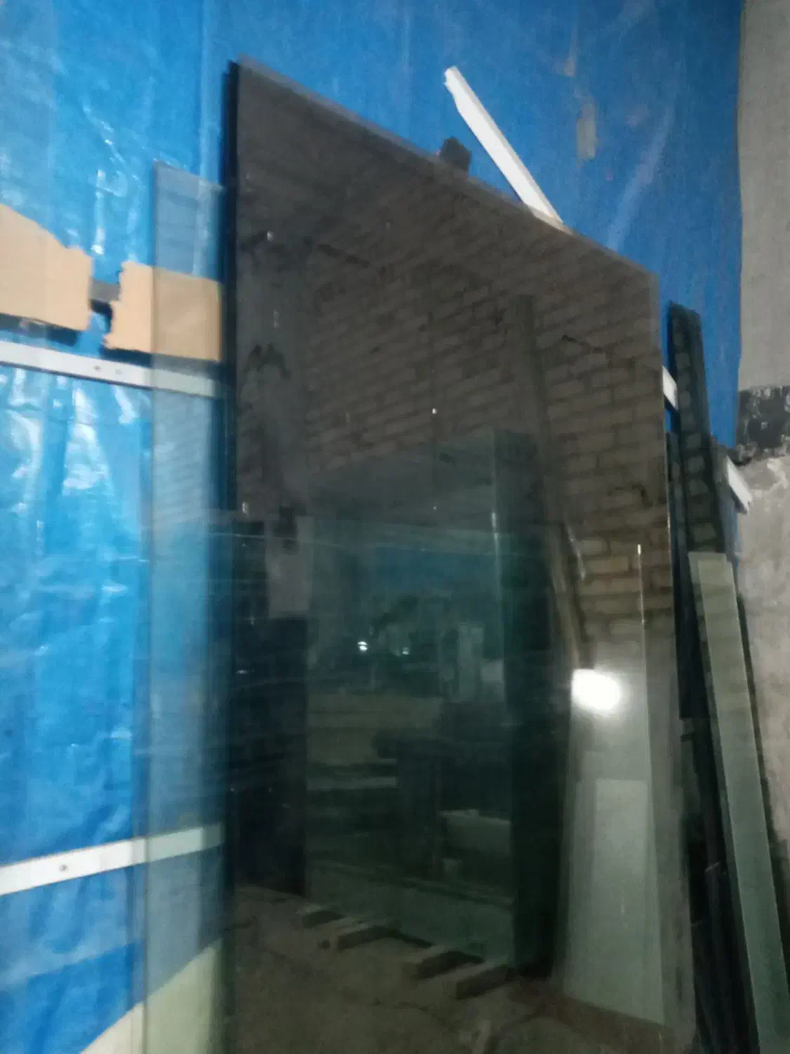 شیشه دوجداره و شیشه دودی فرم لس|خدمات پیشه و مهارت|زنجان, |دیوار