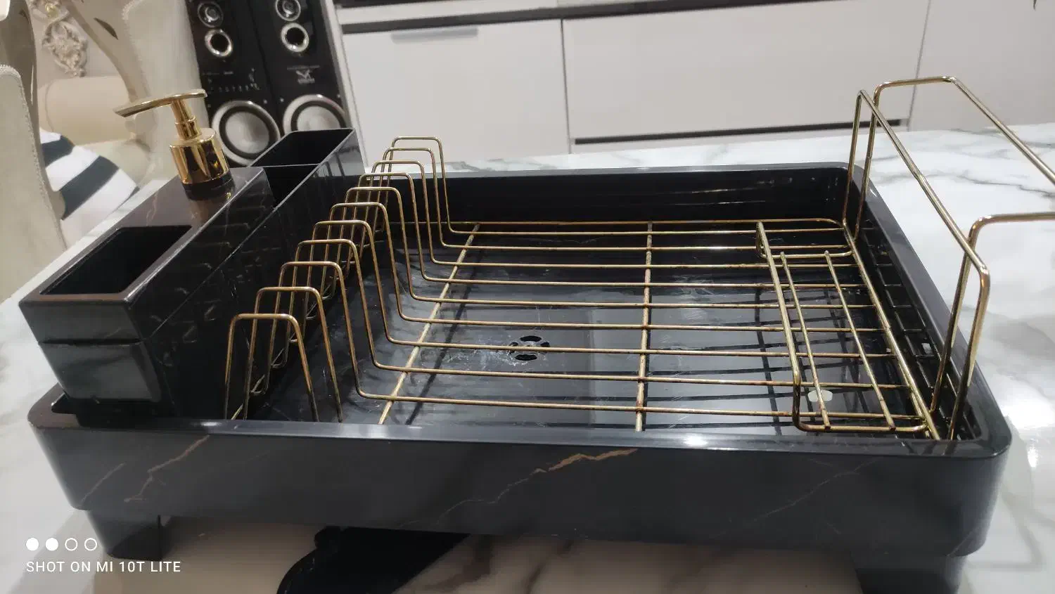 ابچکون در حد نو|آب‌چکان و نظم‌دهنده ظروف|اسلام‌شهر, شهرک واوان|دیوار