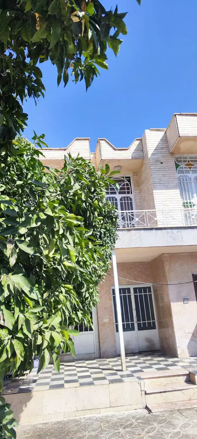منزل دو طبقه با حیاط بزرگ مرکز شهر سند آماده|فروش خانه و ویلا|مرودشت, ژیان|دیوار