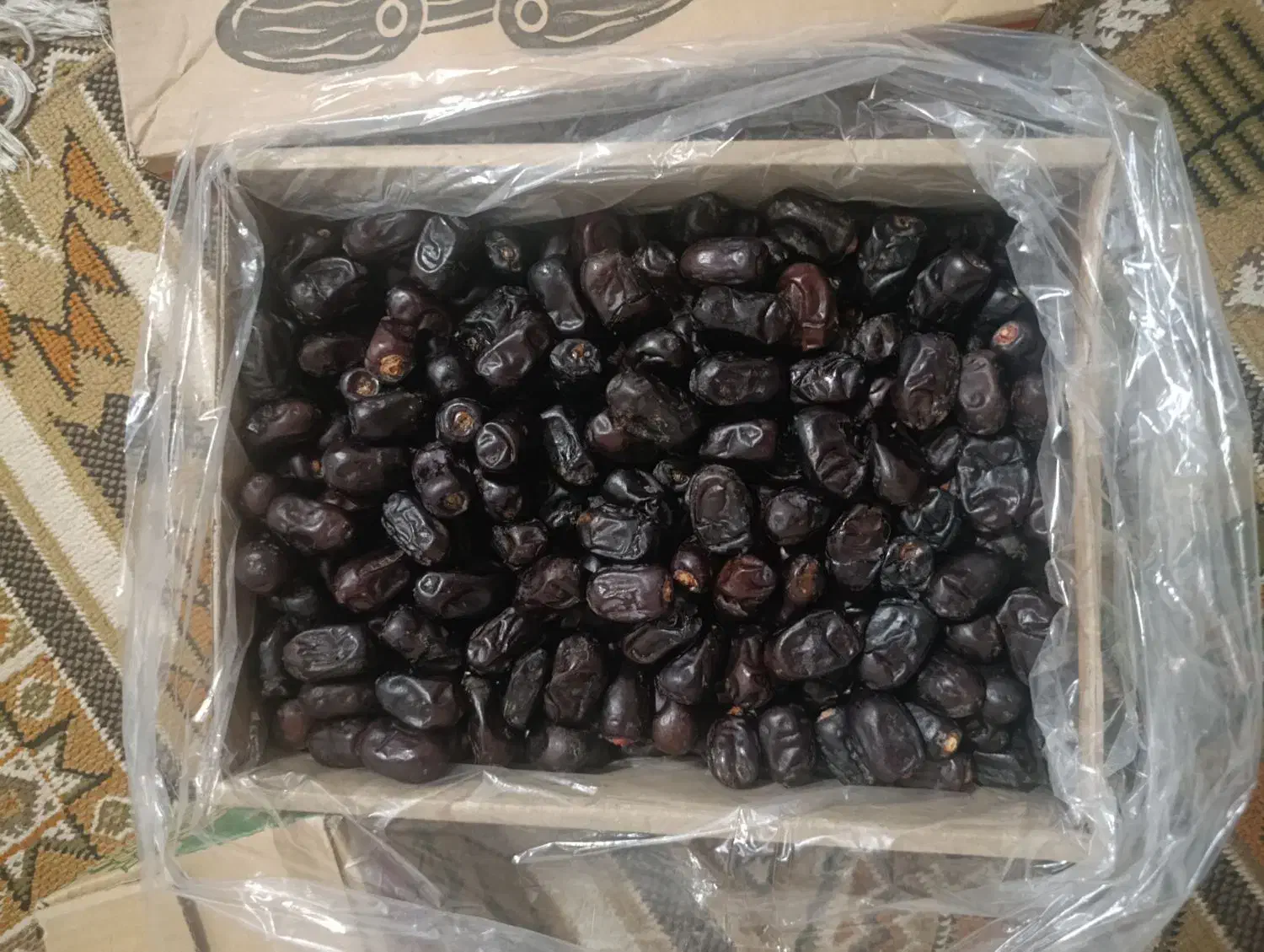 خرمامضافتی وکلوته|خوردنی و آشامیدنی|رابر, |دیوار