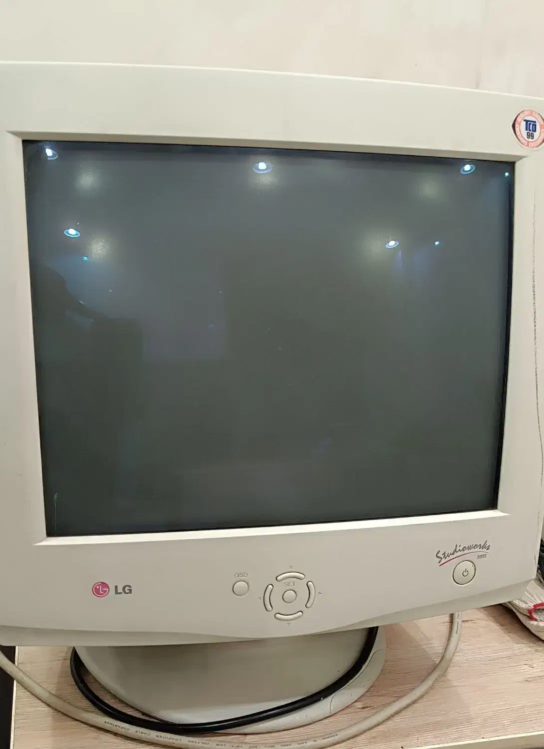 مانیتور LG|قطعات و لوازم جانبی رایانه|اصفهان, شهرک صنعتی امیرکبیر (شاپور جدید)|دیوار