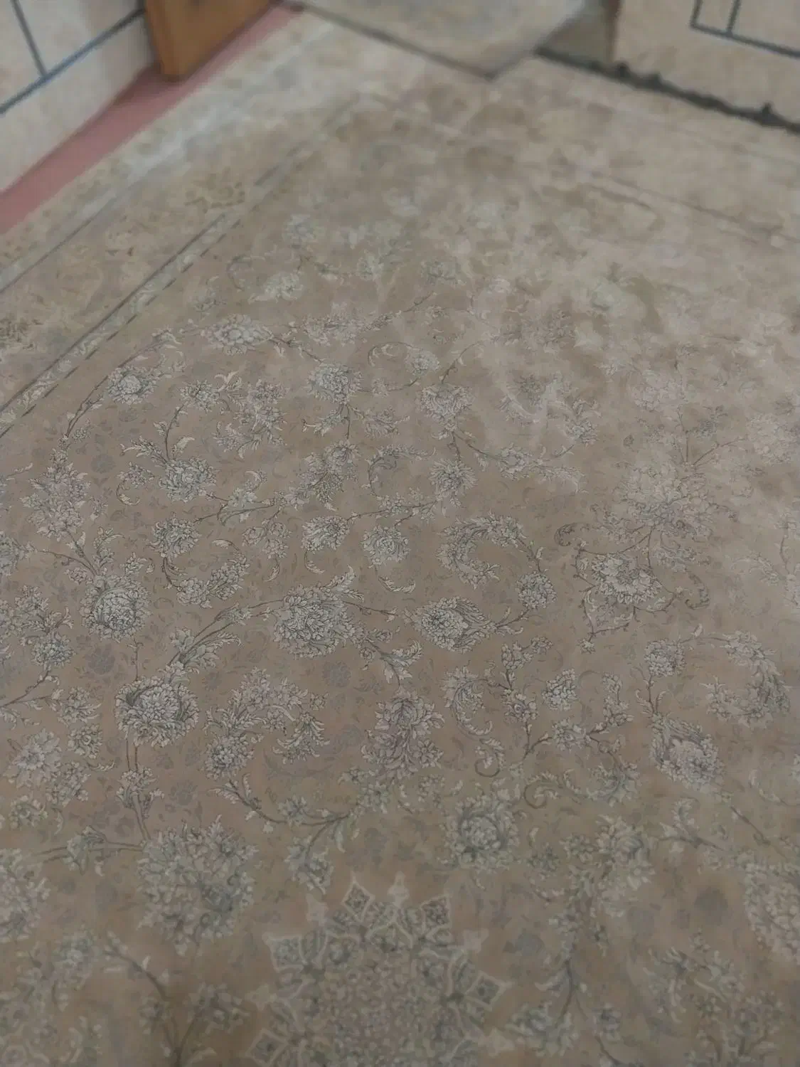 فرش نو گل برجسته|فرش|لردگان, |دیوار
