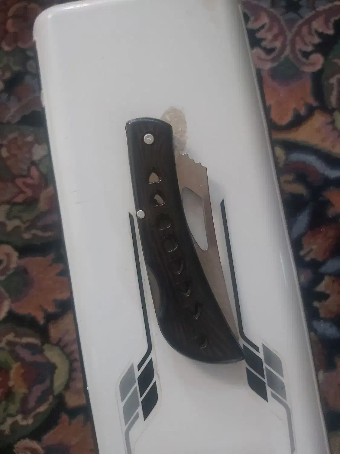 چاقودستی|کلکسیون اشیاء عتیقه|شاهین‌شهر, گرگاب|دیوار