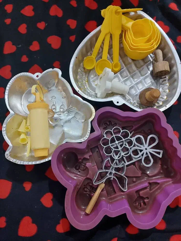 وسایل کیک همه باهم فقط 600تومن|ظروف پخت‌وپز|خرمشهر, |دیوار