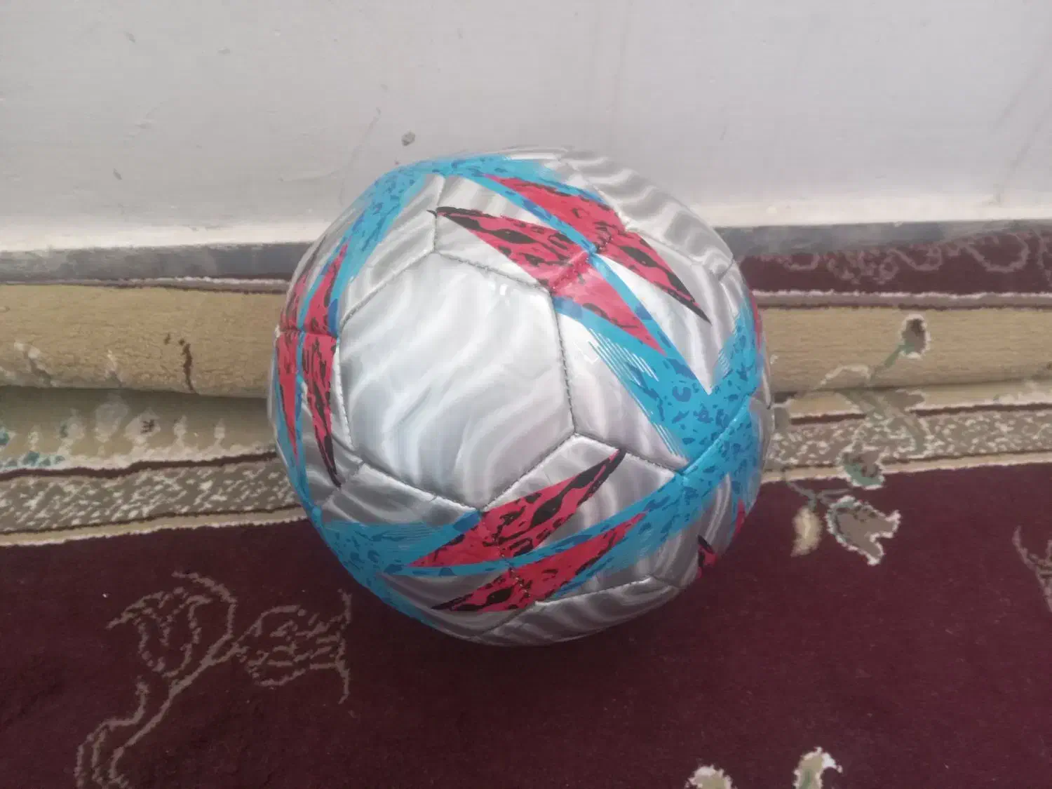 ورزشی|ورزش‌های توپی|پیشوا, |دیوار