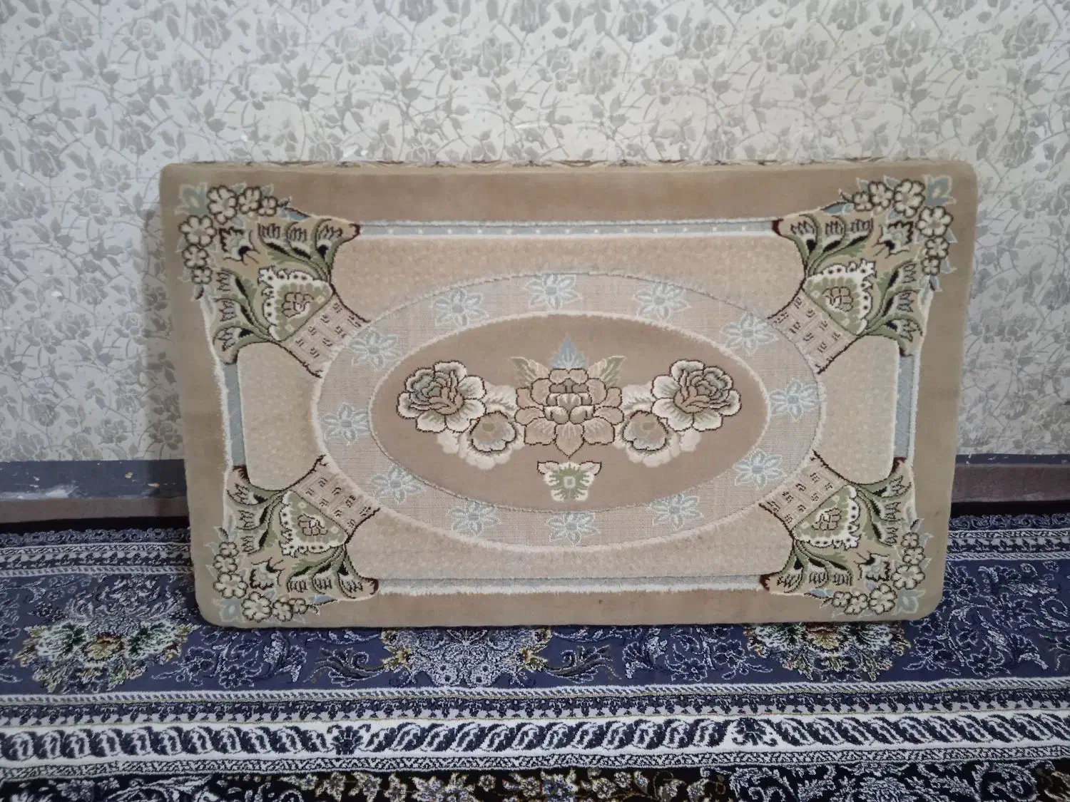 ۴عدد پشتی|پشتی|جوانرود, |دیوار