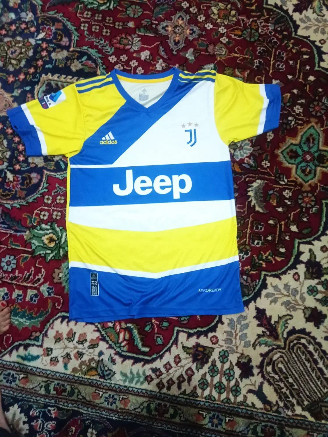 لباس فوتبال ورزشی|کیف، کفش، کمربند|تبریز, |دیوار