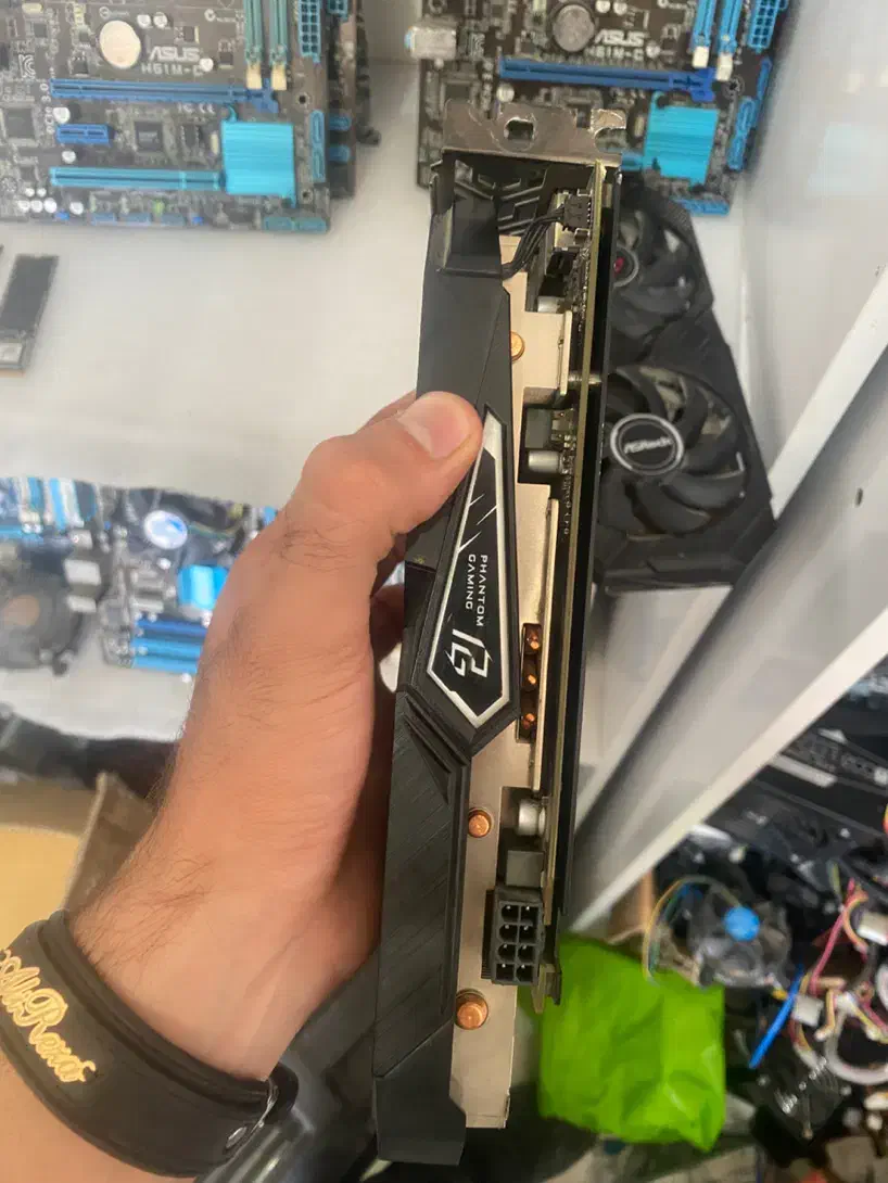گرافیک Rx 590 azrock gaming|قطعات و لوازم جانبی رایانه|شیراز, آزادگان|دیوار
