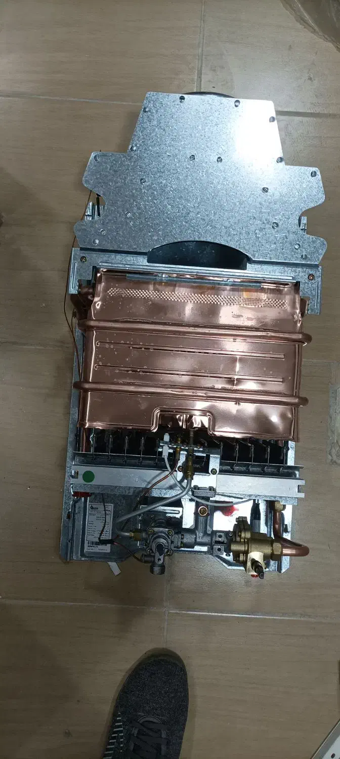 آبگرمکن دیواری بوتان|آبگرمکن، پکیج، شوفاژ|آبادان, |دیوار