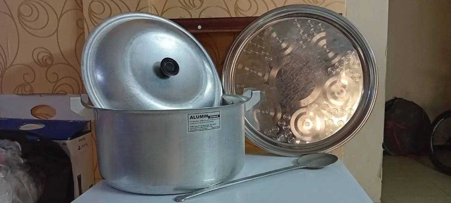قابلمه بزرگ روحی نو و شیک و تمیز حتی برای جهیزیه|ظروف پخت‌وپز|مشهد, الهیه|دیوار