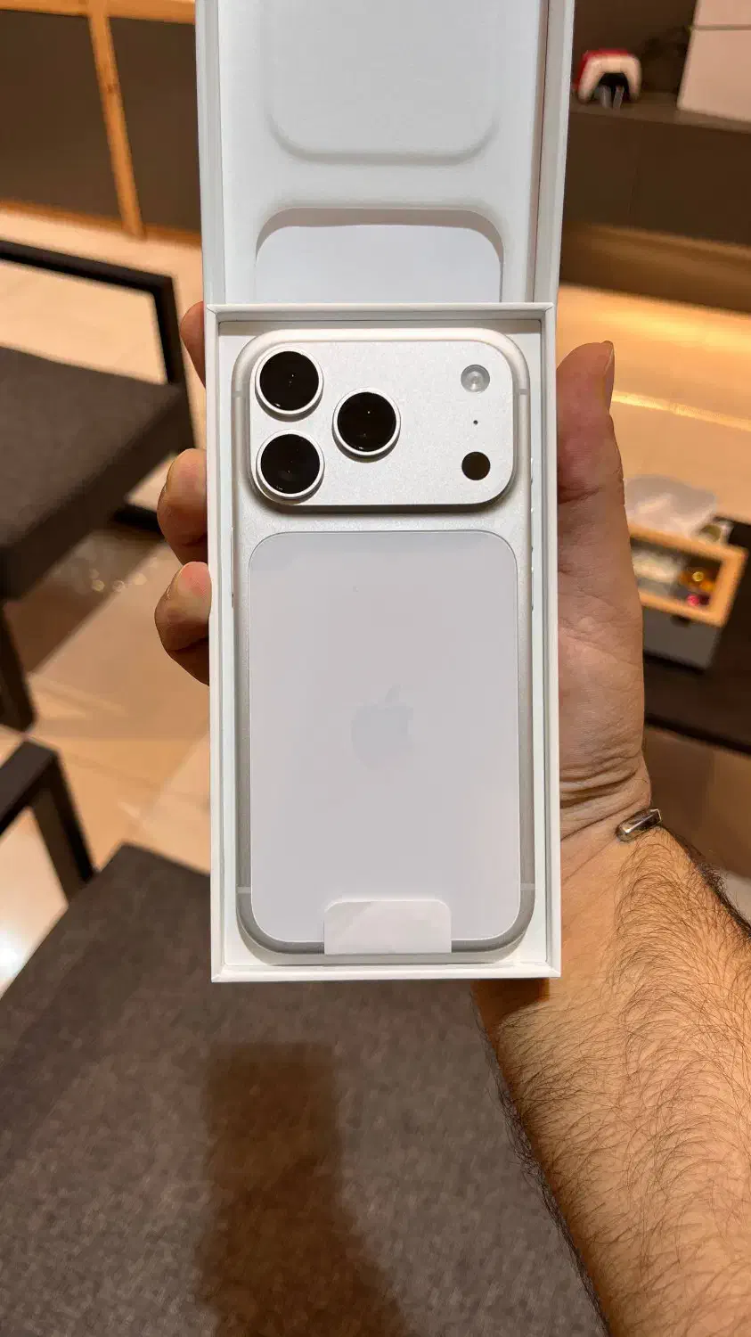 ایفون 17 پرومکس - za - اکبند|موبایل|مشهد, کوثر|دیوار