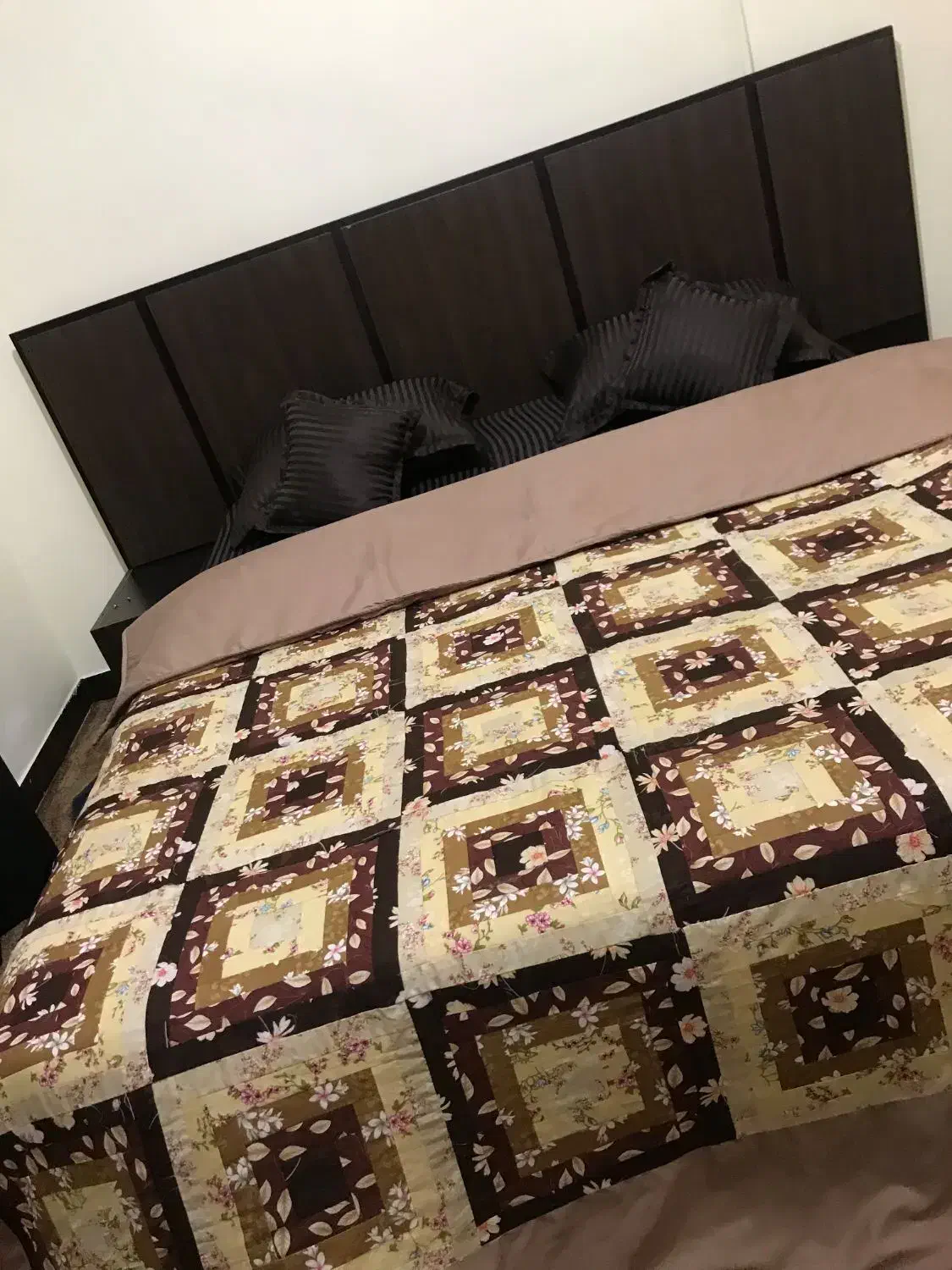 تخت دو نفره همراه با تشک|تخت و سرویس خواب|یاسوج, |دیوار