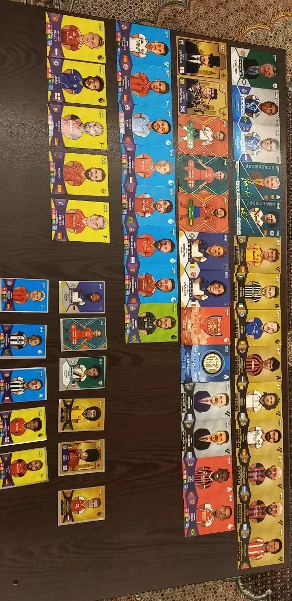 فروش فوری ۴۰ عدد کارت کیمدی و۱۱ عدد برچسب|اسباب‌‌بازی|تبریز, |دیوار