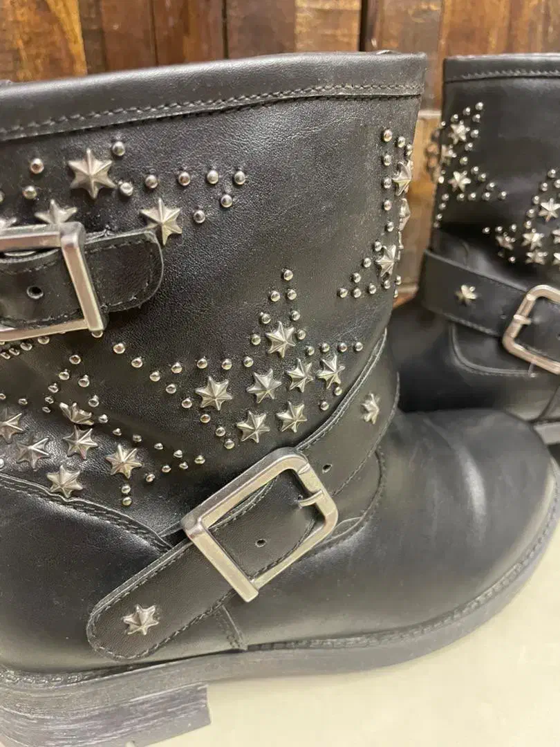 بوت یا نیم بوت زنانه سایز ۳۷ برند lcw|کیف، کفش، کمربند|تهران, تهرانپارس جنوبی|دیوار