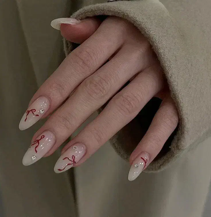 کاشت تخصصی ناخن|خدمات آرایشگری و زیبایی|ارومیه, |دیوار