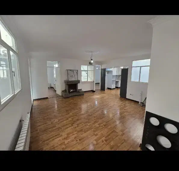 اپارتمان۸۵ متری بوستان استخر پارک پلیس|فروش آپارتمان|تهران, مجیدآباد|دیوار