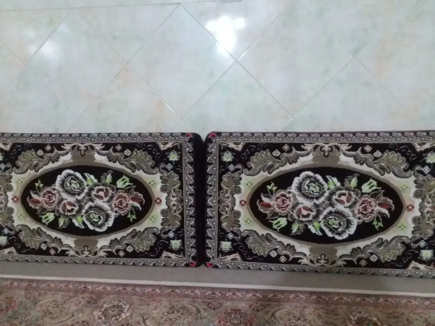 پشتی|پشتی|کرج, حصارک پایین|دیوار