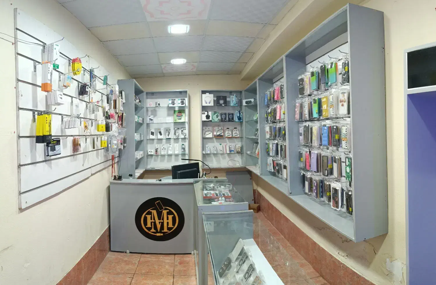 فروش اجناس و دکور لوازم جانبی موبایل|فروشگاه و مغازه|بندرلنگه, |دیوار