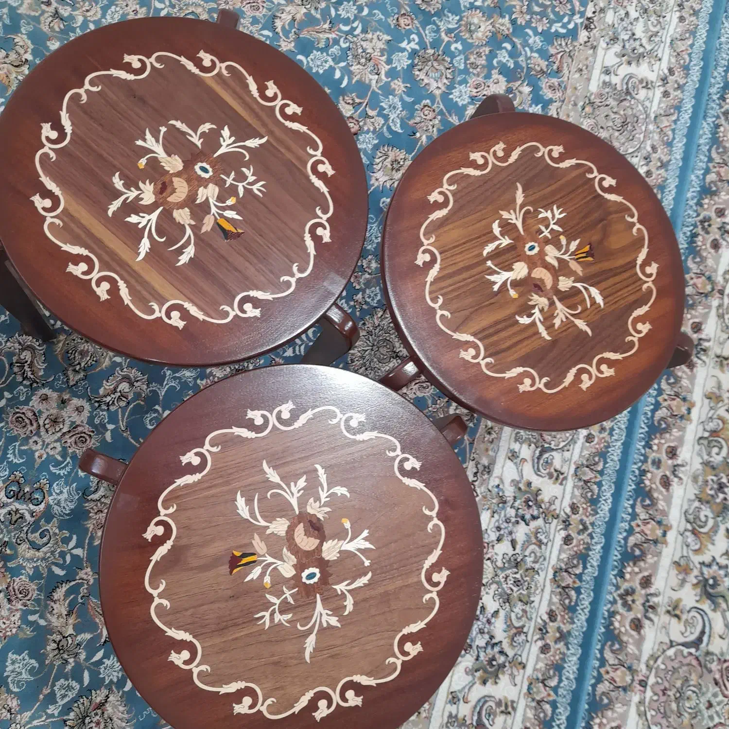 میزعسلی گرد خیلی محکم ۳میلیون تومان|مبلمان خانگی و میز عسلی|رفسنجان, |دیوار