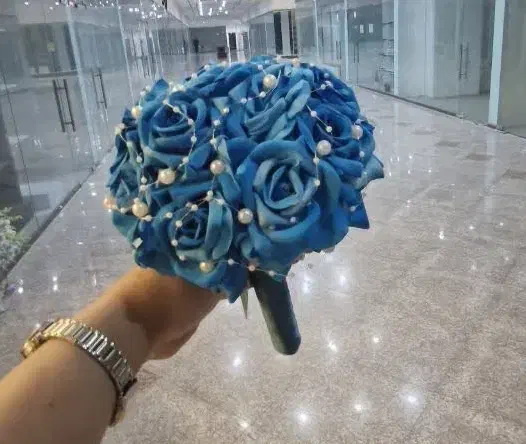 دسته گل و حلقه گل مصنوعی|گل مصنوعی|شیراز, قدوسی غربی|دیوار