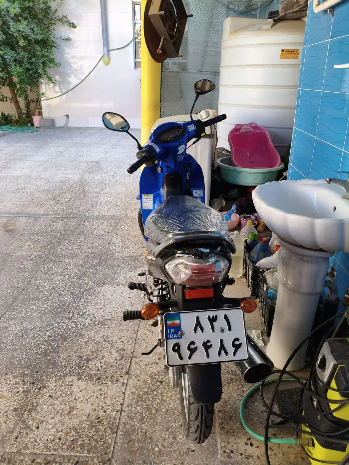 رادیسون کویر|موتورسیکلت|بندر گناوه, |دیوار