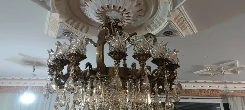 لوستر 16شعله برنجی|لوستر و چراغ آویز|اصفهان, طاحونه|دیوار