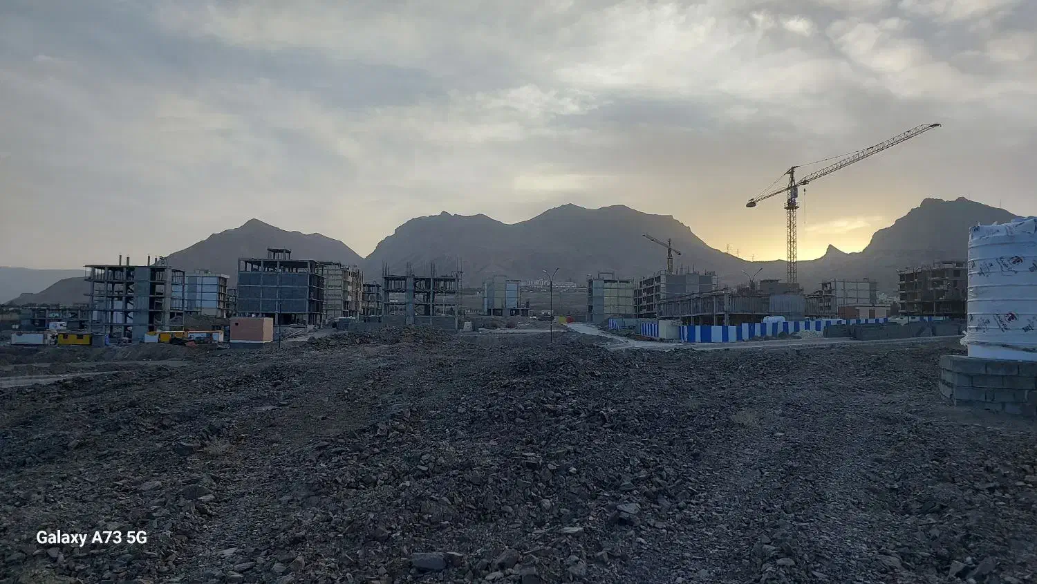 پیش فروش واحد ۱۵۵ متری چشمه طوطی|فروش آپارتمان|اصفهان, آزادگان|دیوار