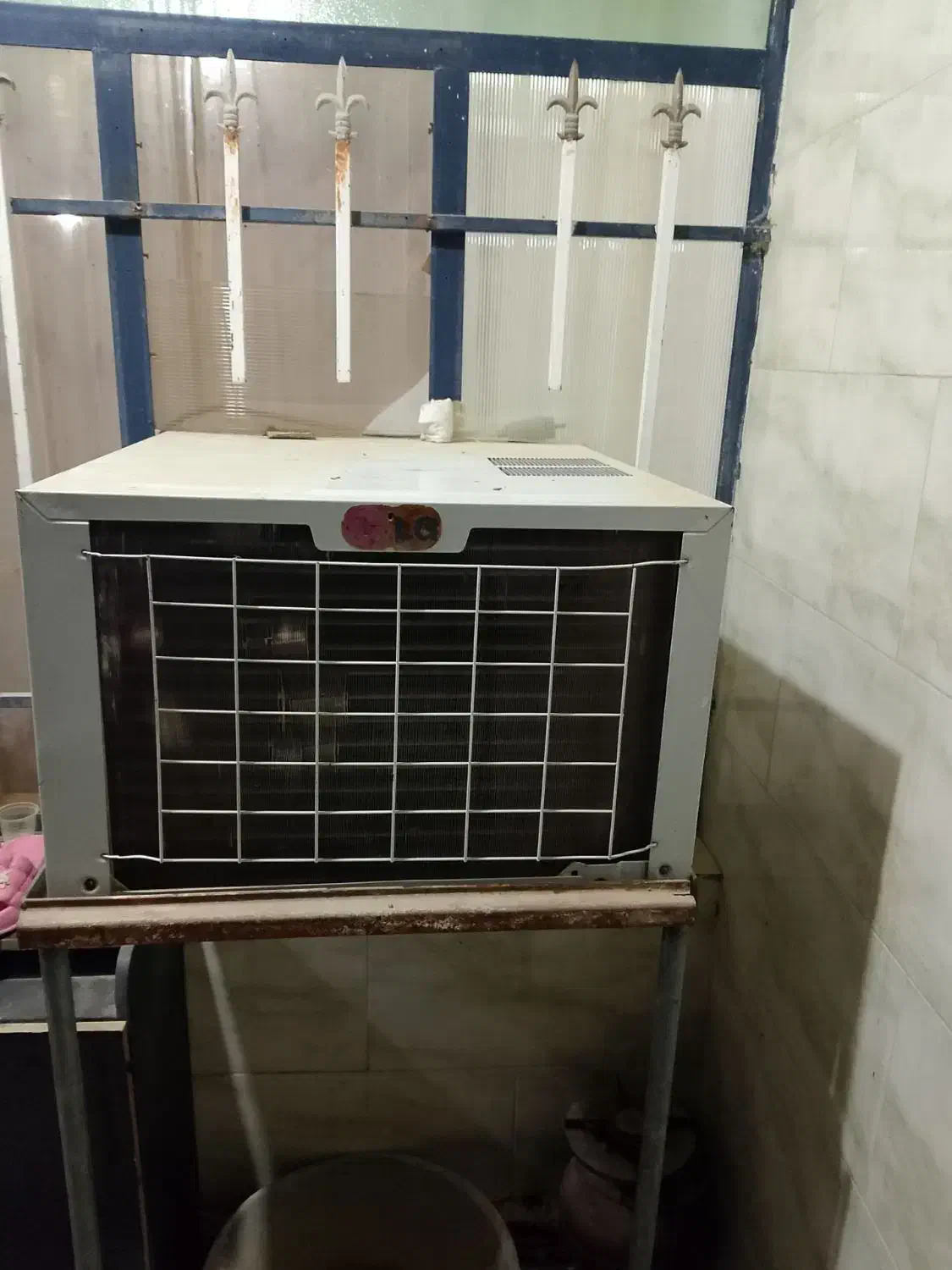 فروش کولر گازی پشت پنجره ای|کولر گازی و فنکوئل|آشخانه, |دیوار