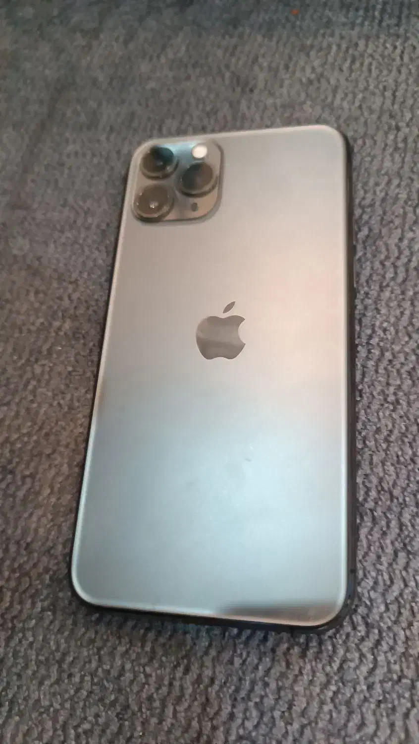 iphone 11 pro تمیر|موبایل|شیراز, کوشک میدان|دیوار