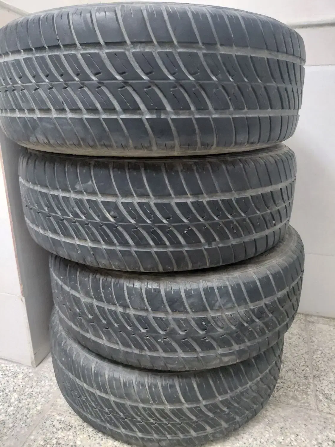 لاستیک پژو یا سمند|قطعات یدکی و لوازم جانبی|قم, کیوانفر|دیوار