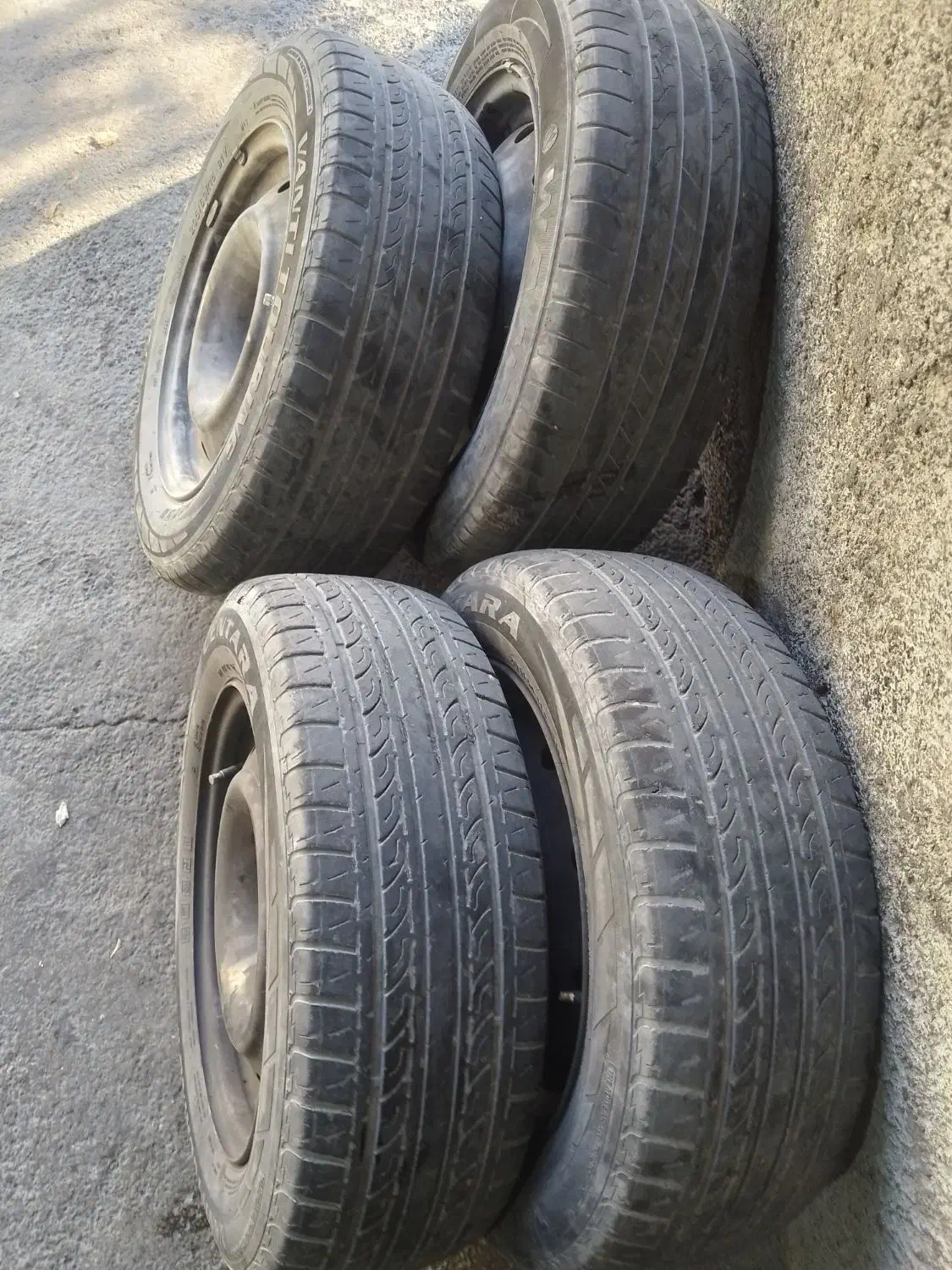 رینگ و لاستیک سایز ۱۵|قطعات یدکی و لوازم جانبی|ایلام, |دیوار