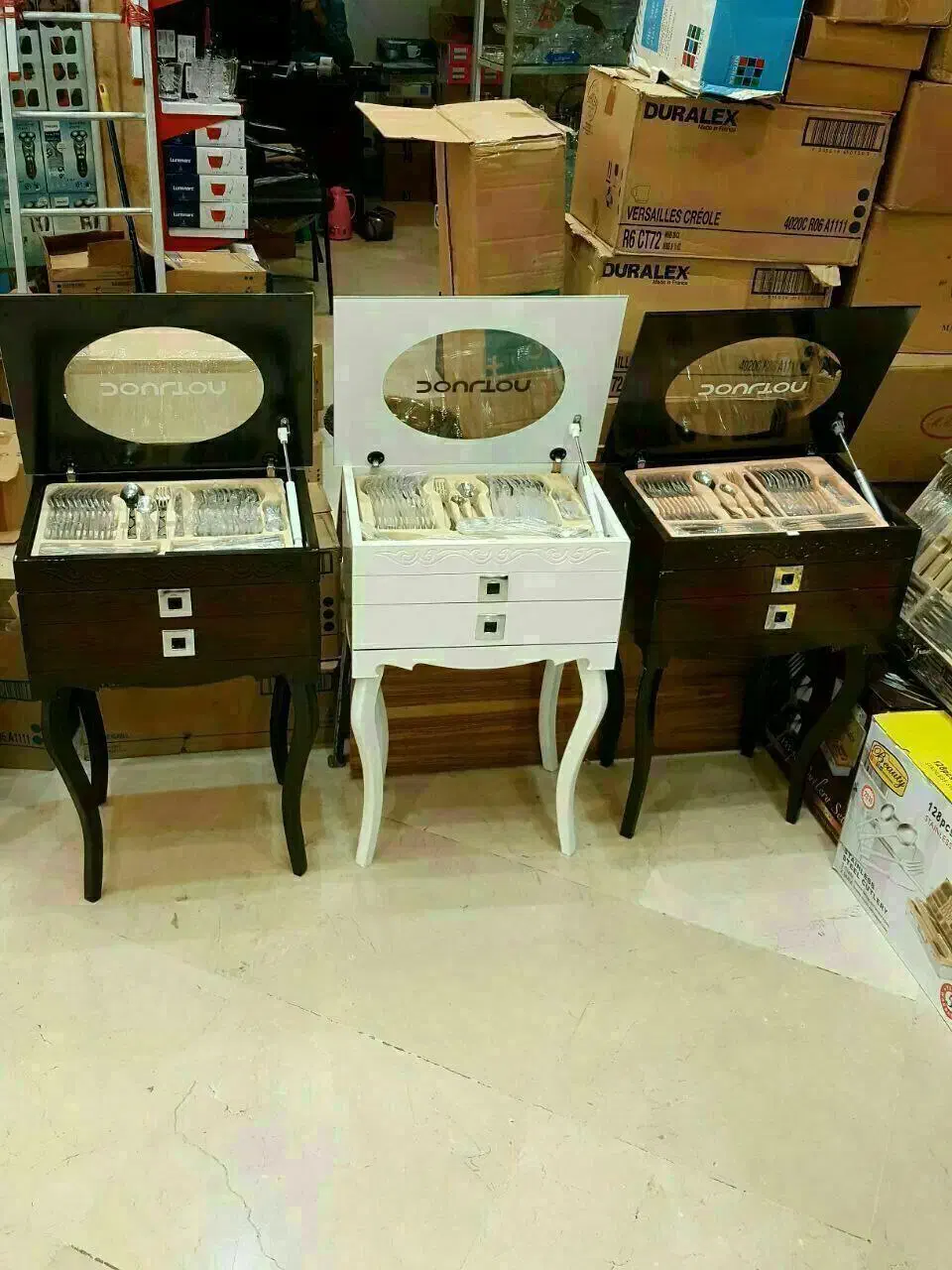 کنسول قاشق چنگال|بوفه، ویترین، کنسول|رباط‌کریم, رباط‌کریم|دیوار