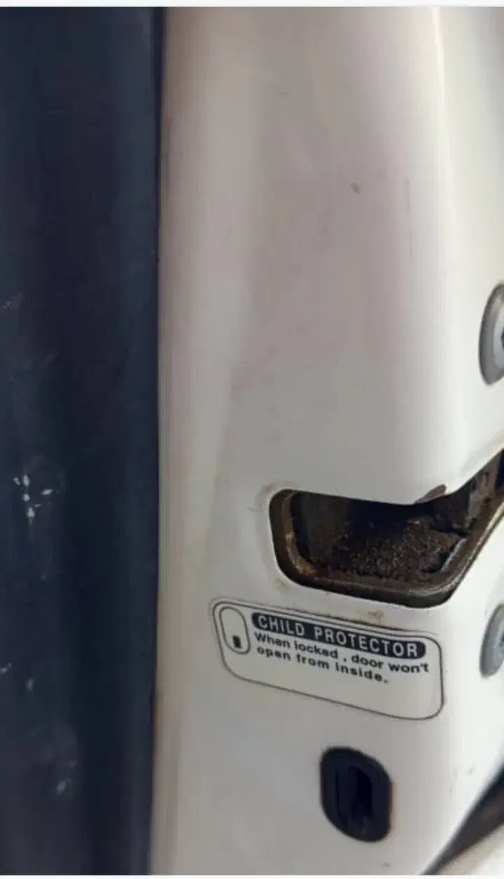 درب عقب تویوتا کمری|قطعات یدکی و لوازم جانبی|شیراز, مسلم|دیوار