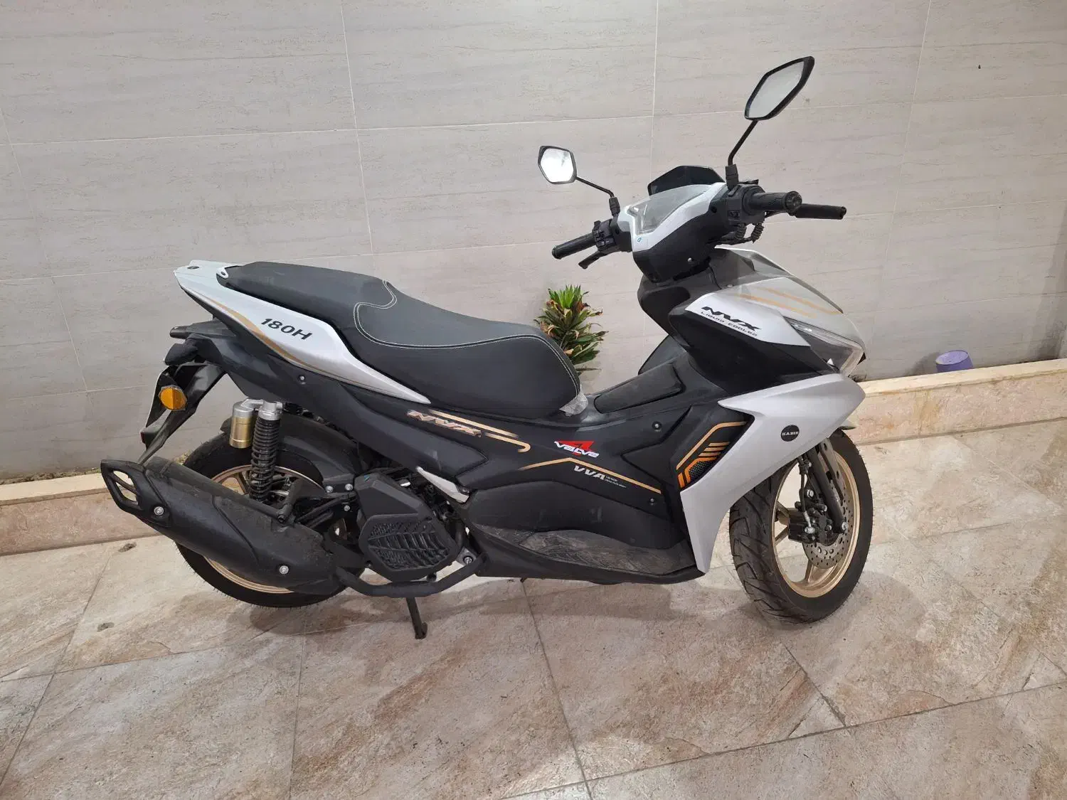 موتورسیکلت اتوماتیک فول کبیر|موتورسیکلت|گنبد کاووس, |دیوار