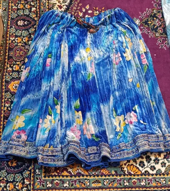 دامن لری مخمل ابریشم قیمت عالی|لباس|بهبهان, |دیوار