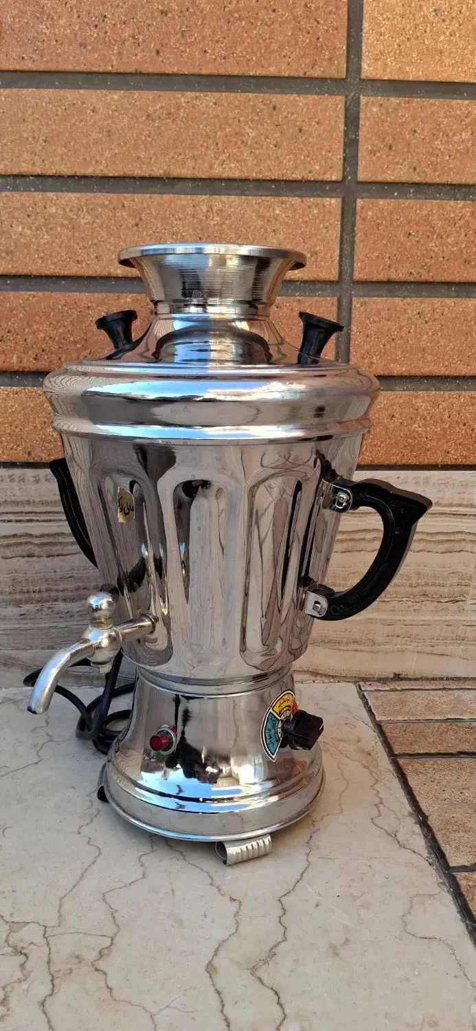 سماور برقی در حد نو|سماور، چای‌ساز، قهوه‌ساز|مبارکه, |دیوار